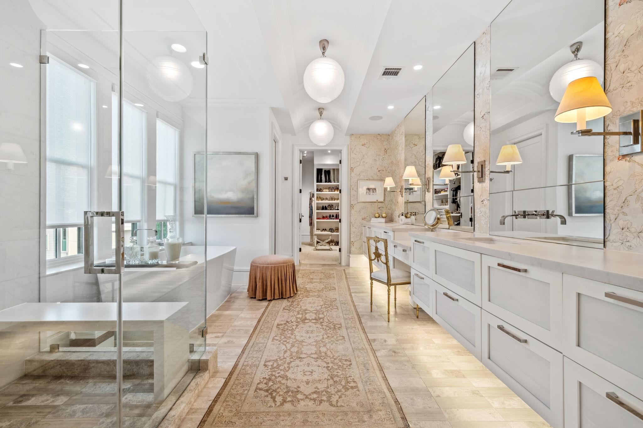 81 Crain Square Boulevard