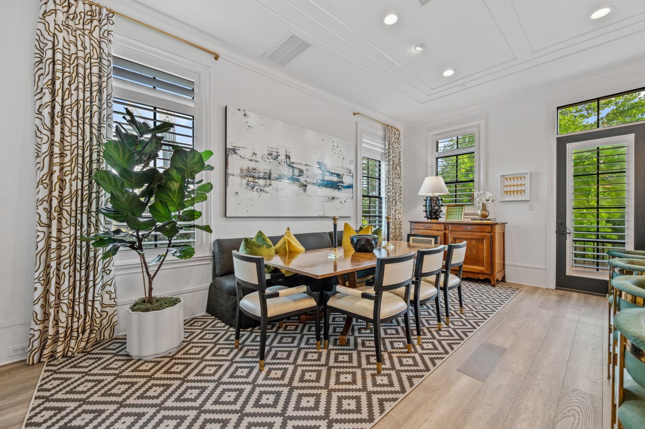 81 Crain Square Boulevard