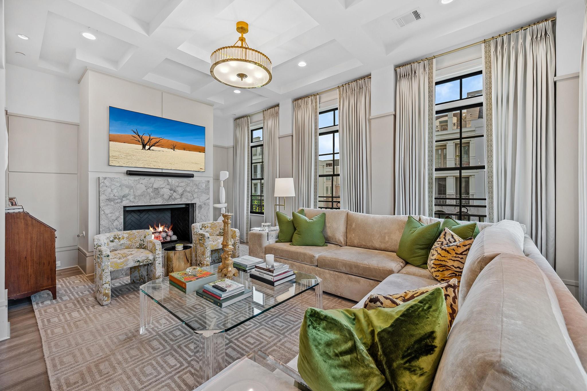 81 Crain Square Boulevard