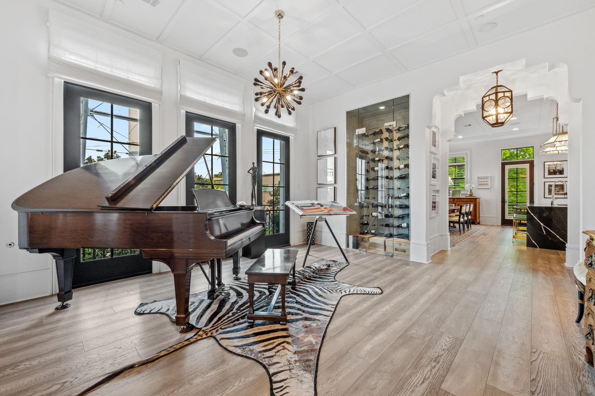 81 Crain Square Boulevard