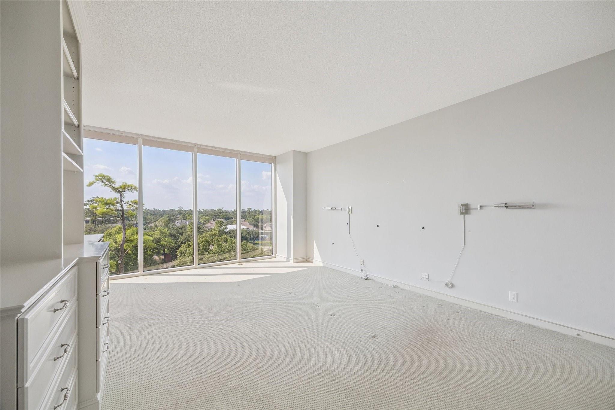 121 N Post Oak Lane # 701