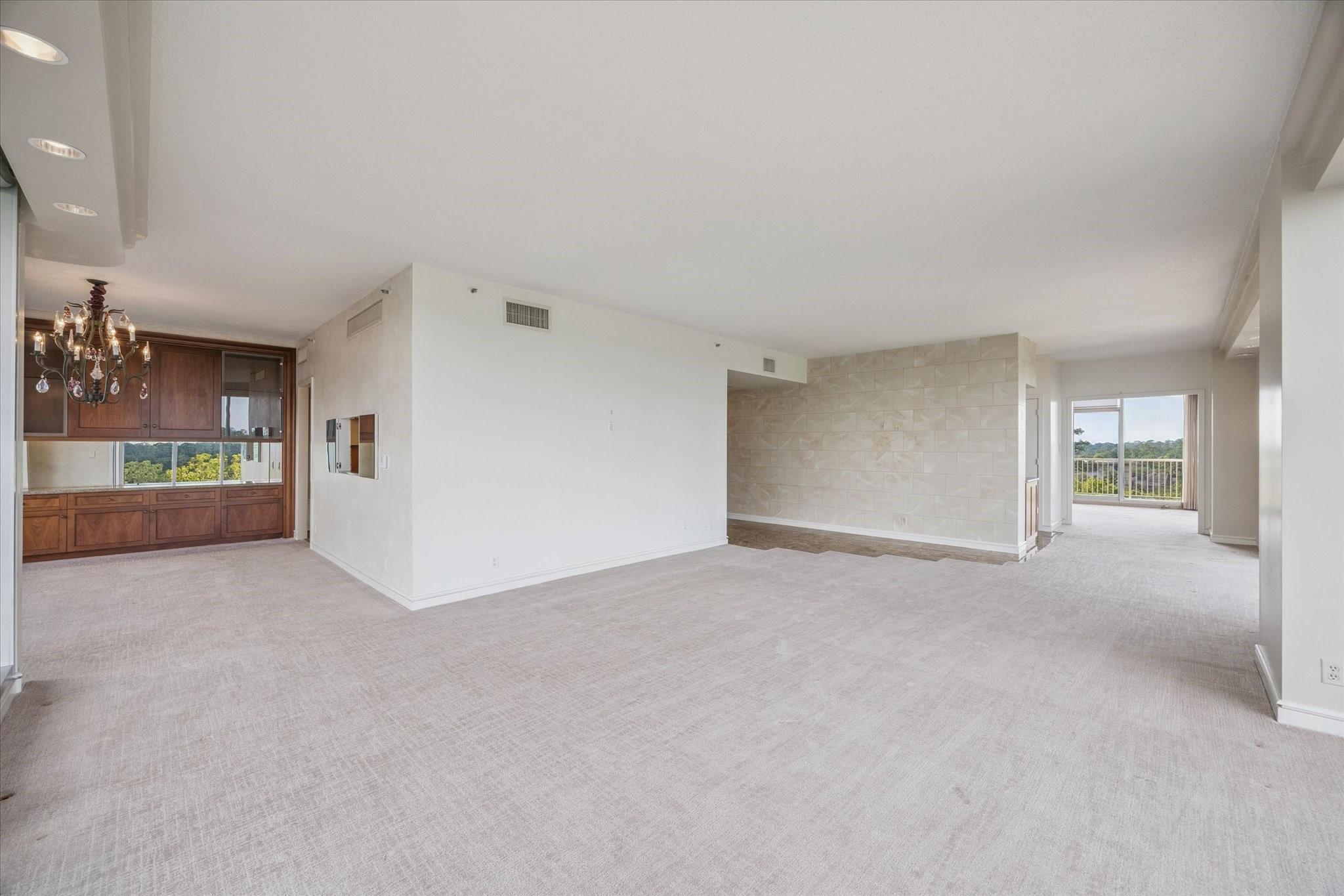 121 N Post Oak Lane # 701
