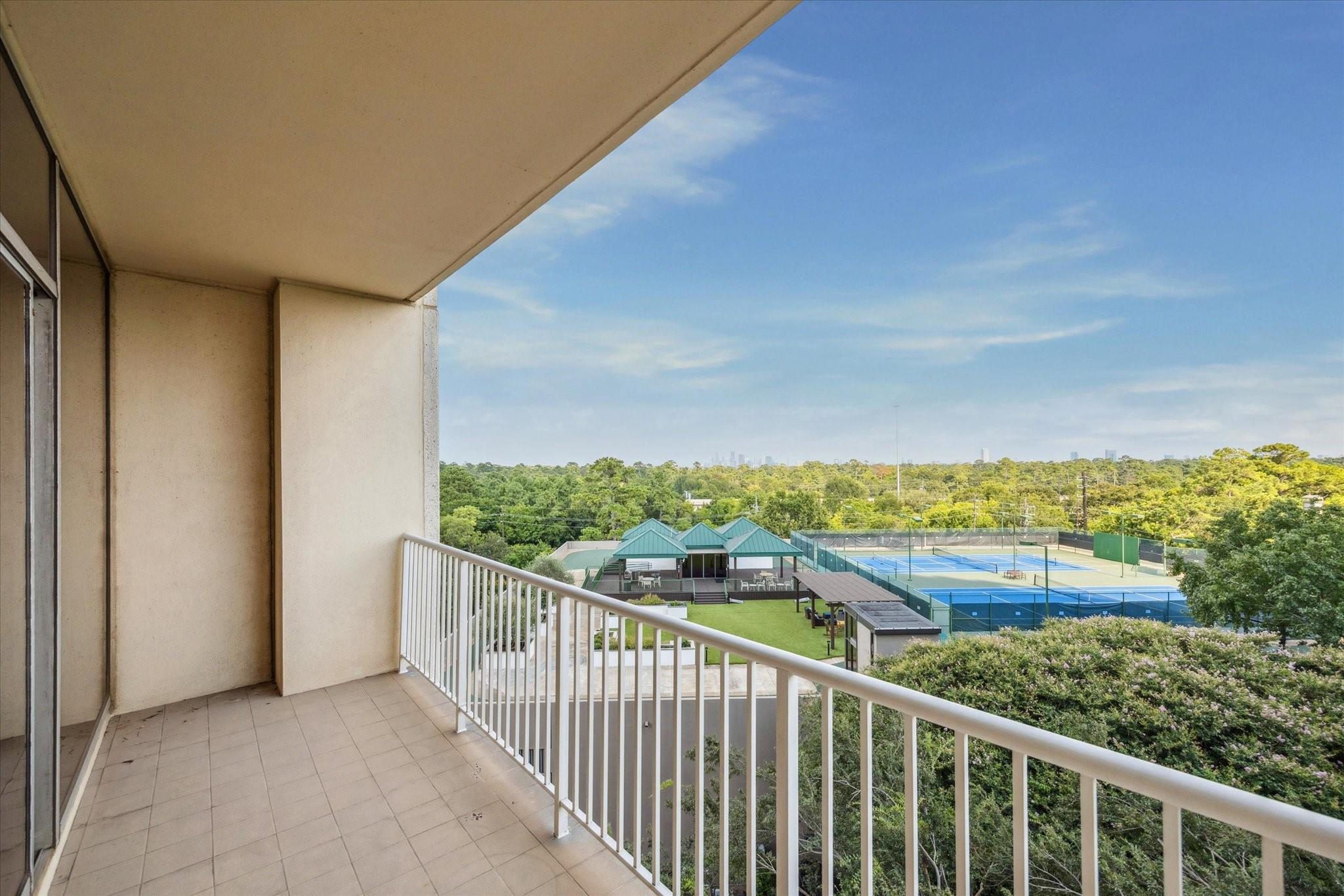 121 N Post Oak Lane # 701