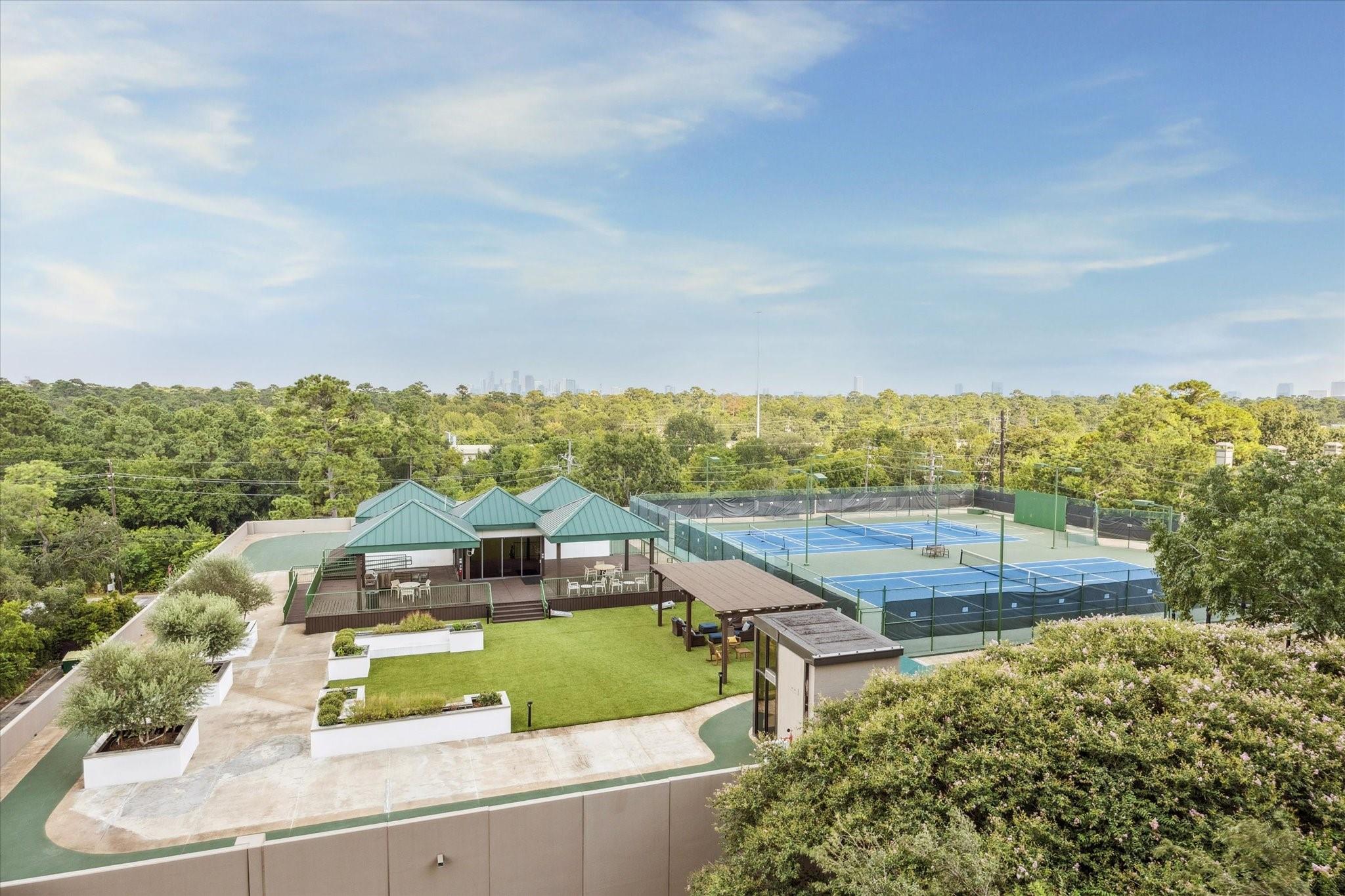121 N Post Oak Lane # 701