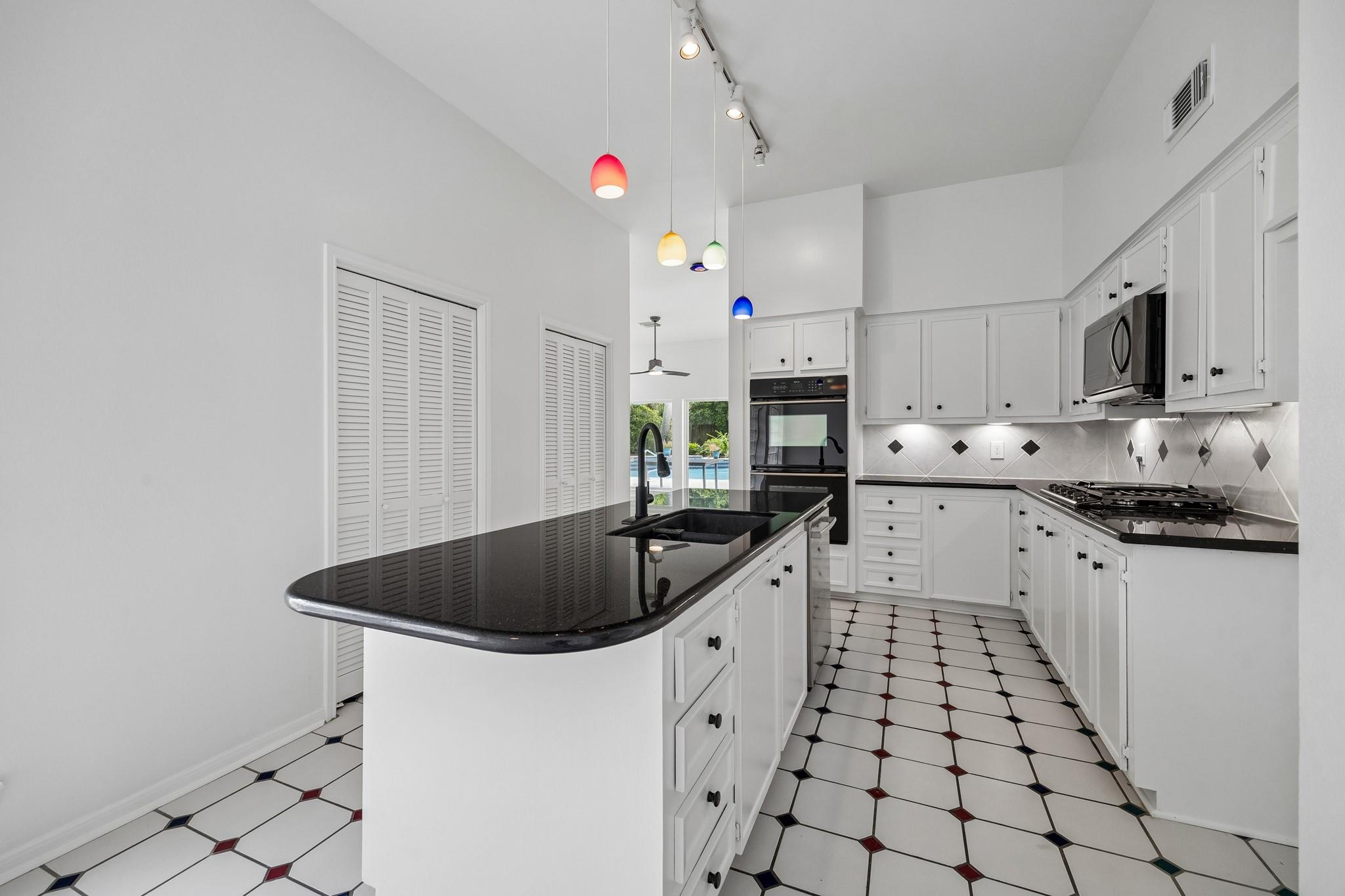 11931 Carriage Hill Drive