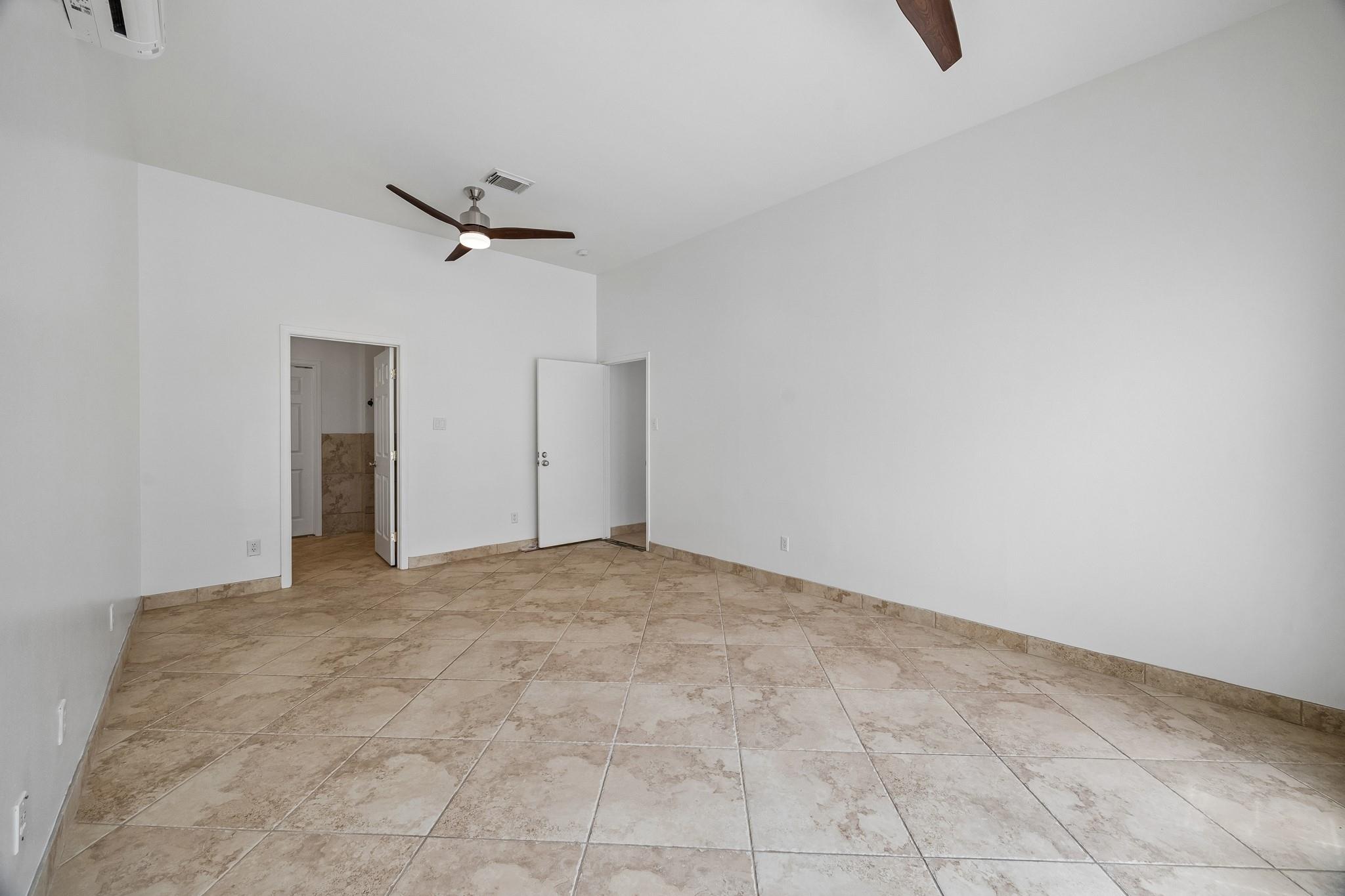 11931 Carriage Hill Drive