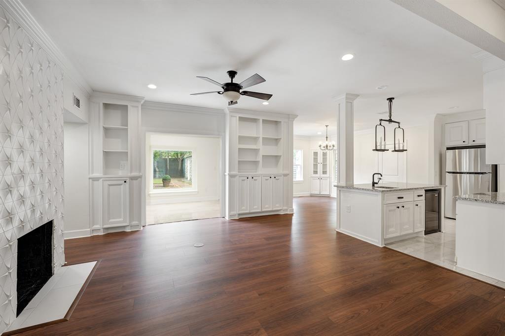 3071 Locke Lane