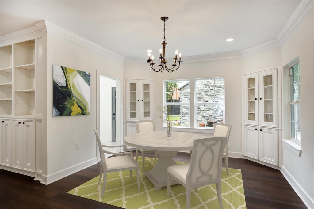 3071 Locke Lane