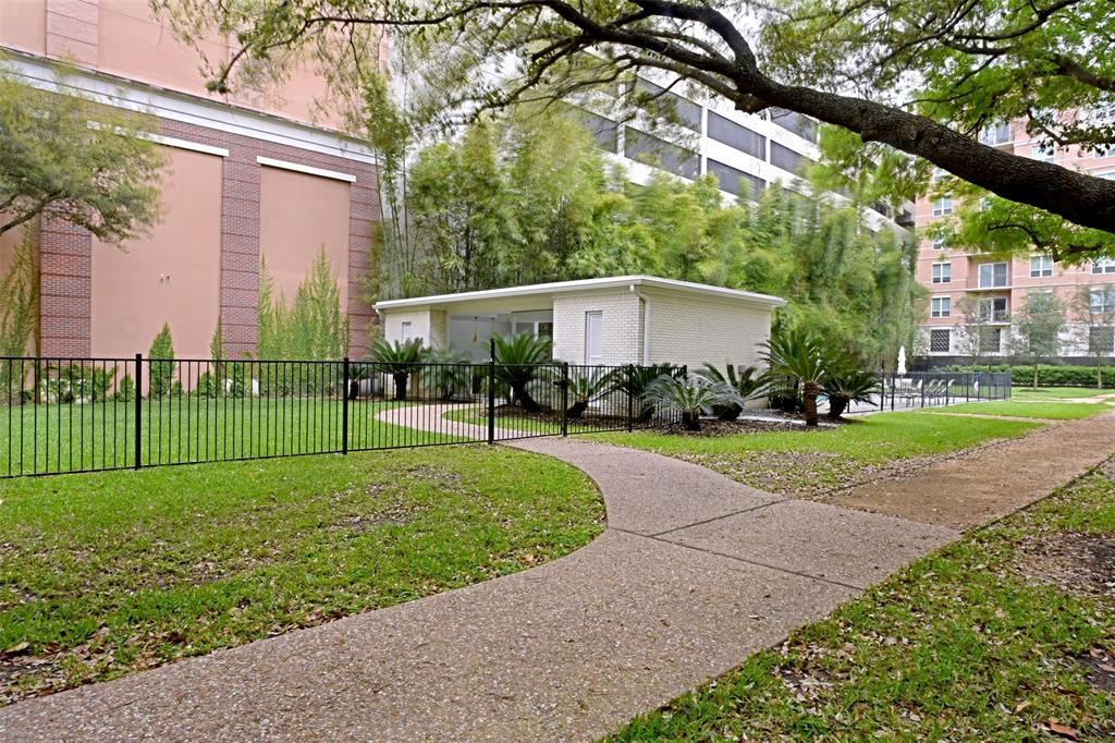 2701 Westheimer Road # 6D