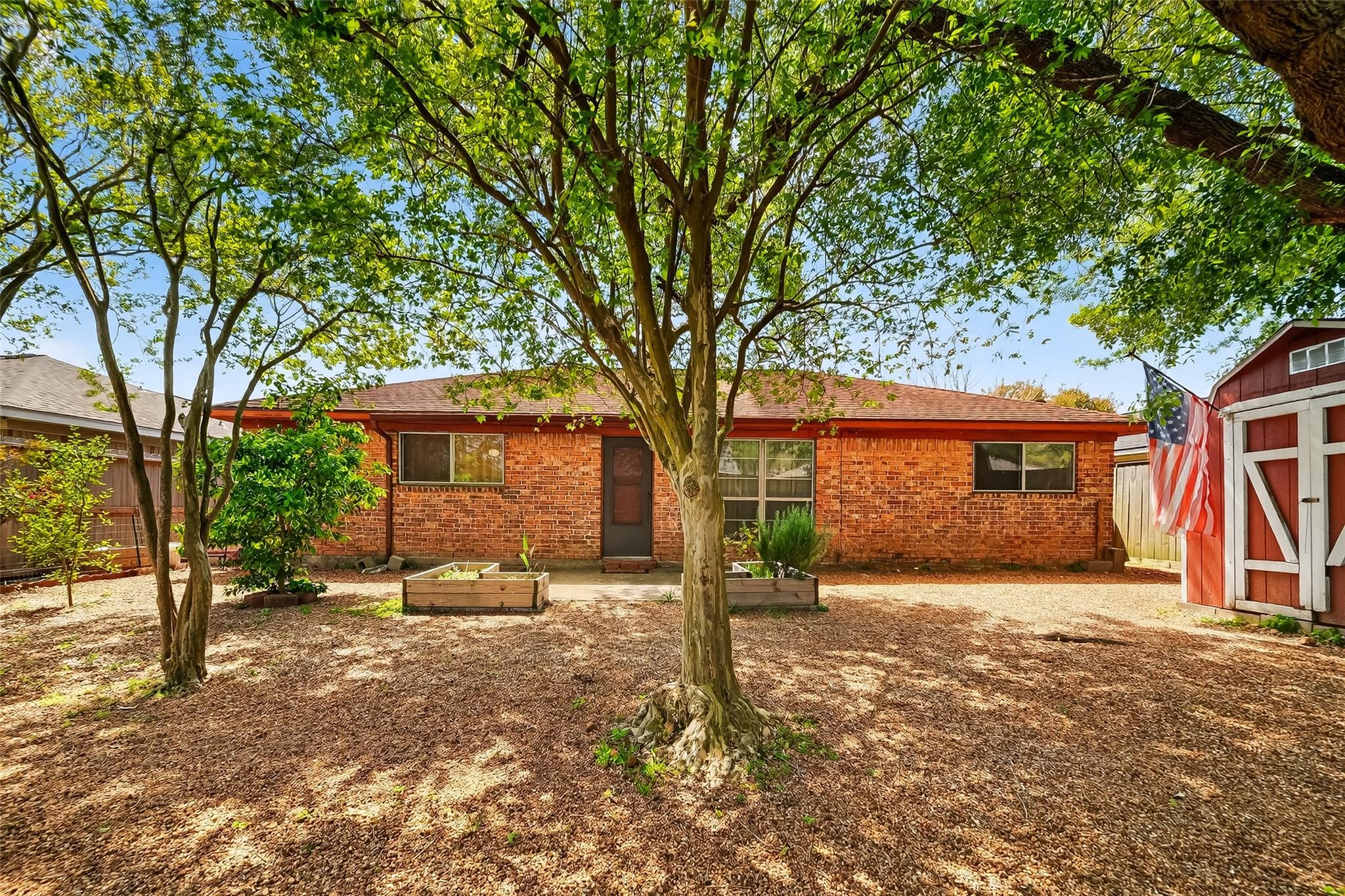 302 Windward Drive