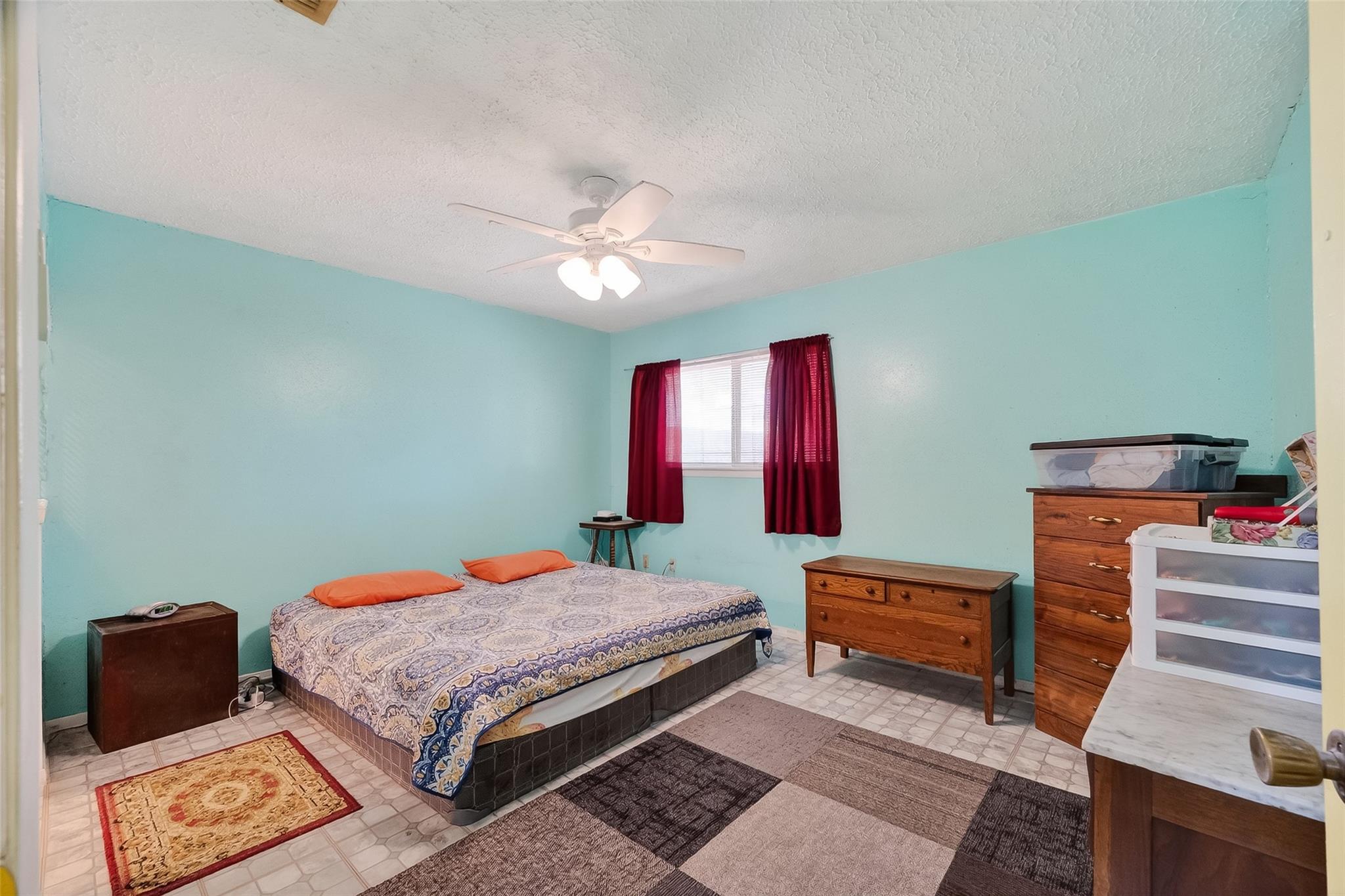 302 Windward Drive