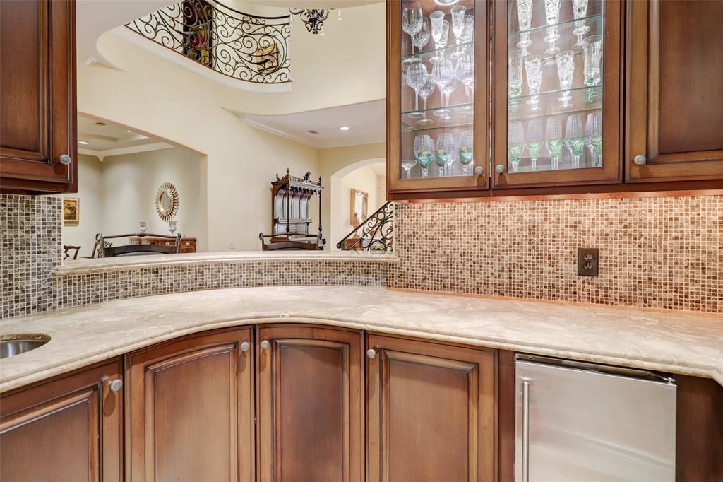 318 Pine Shadows Drive