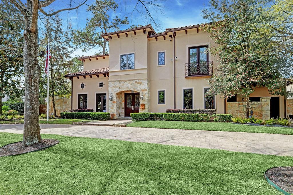 318 Pine Shadows Drive
