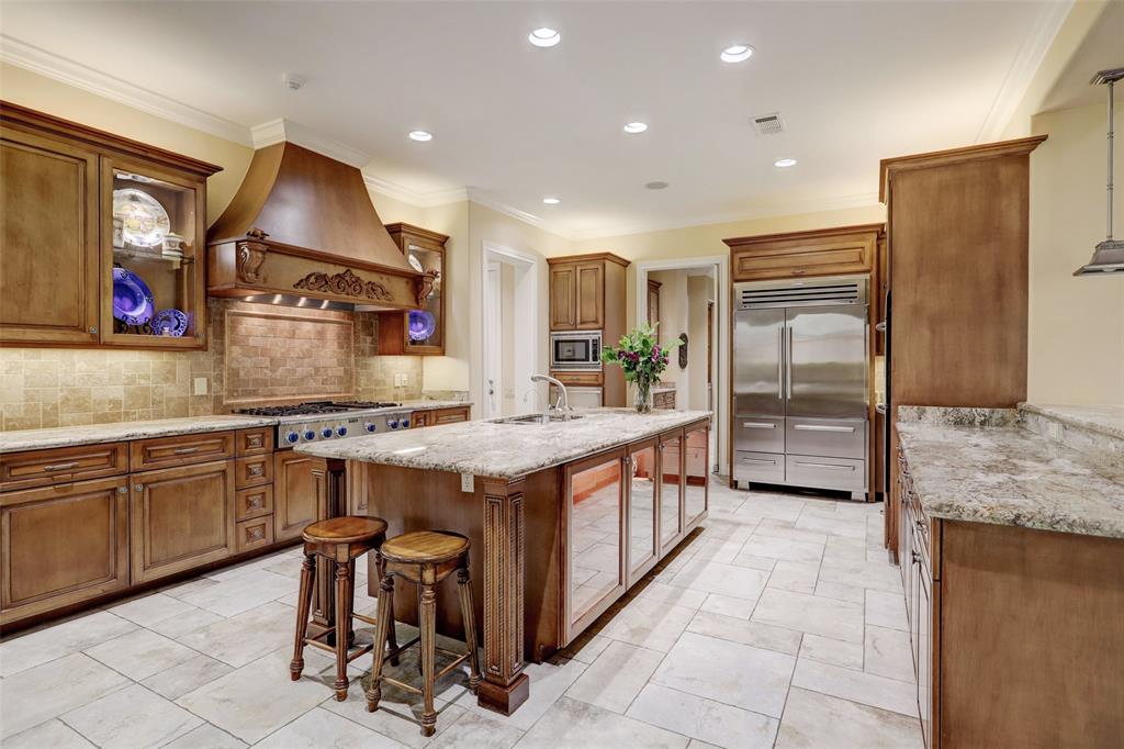 318 Pine Shadows Drive
