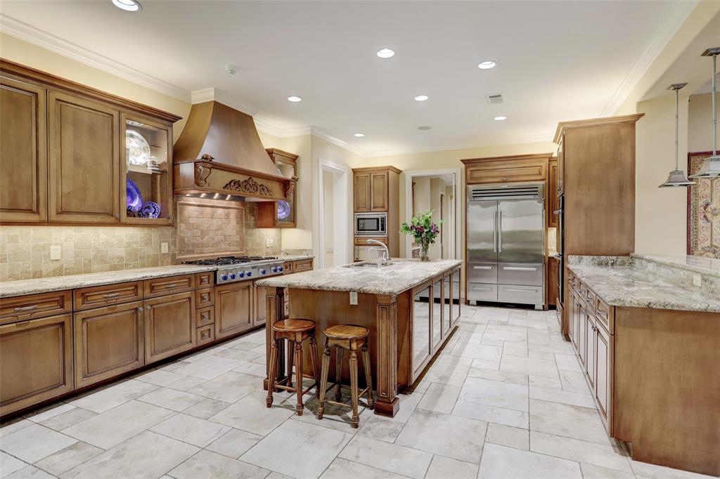 318 Pine Shadows Drive