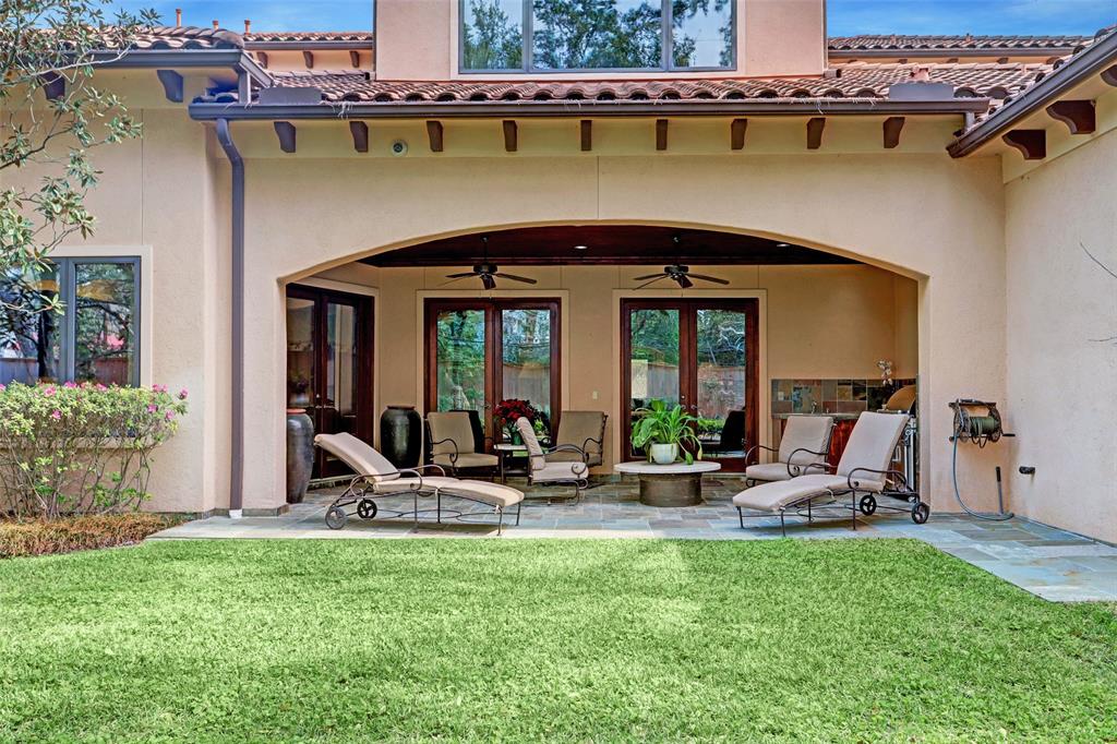 318 Pine Shadows Drive