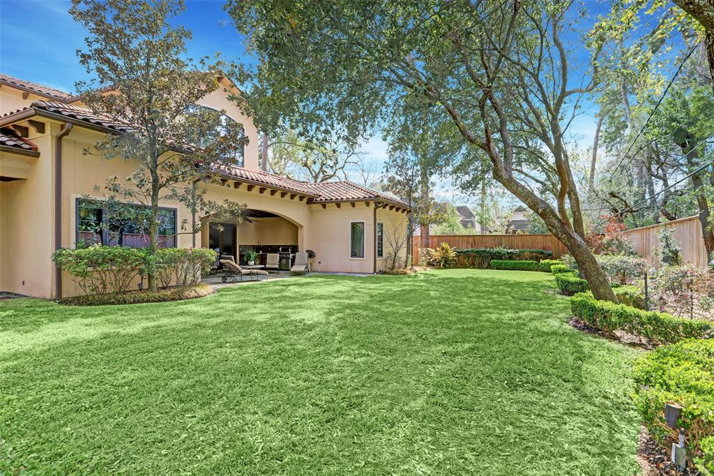 318 Pine Shadows Drive