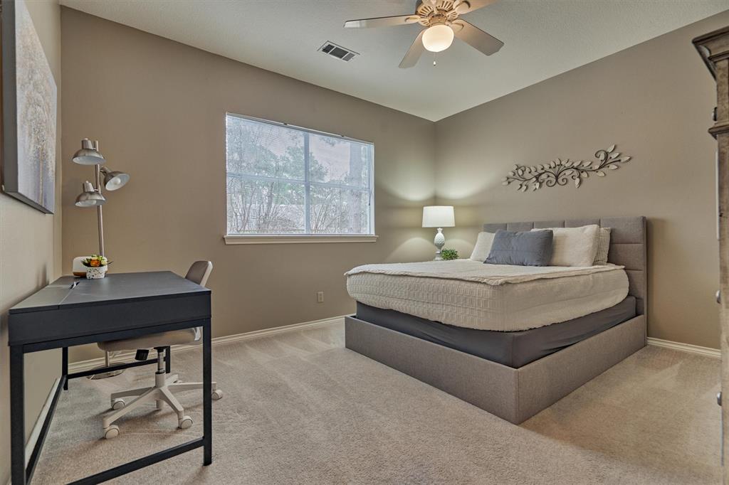 18 Highland Circle