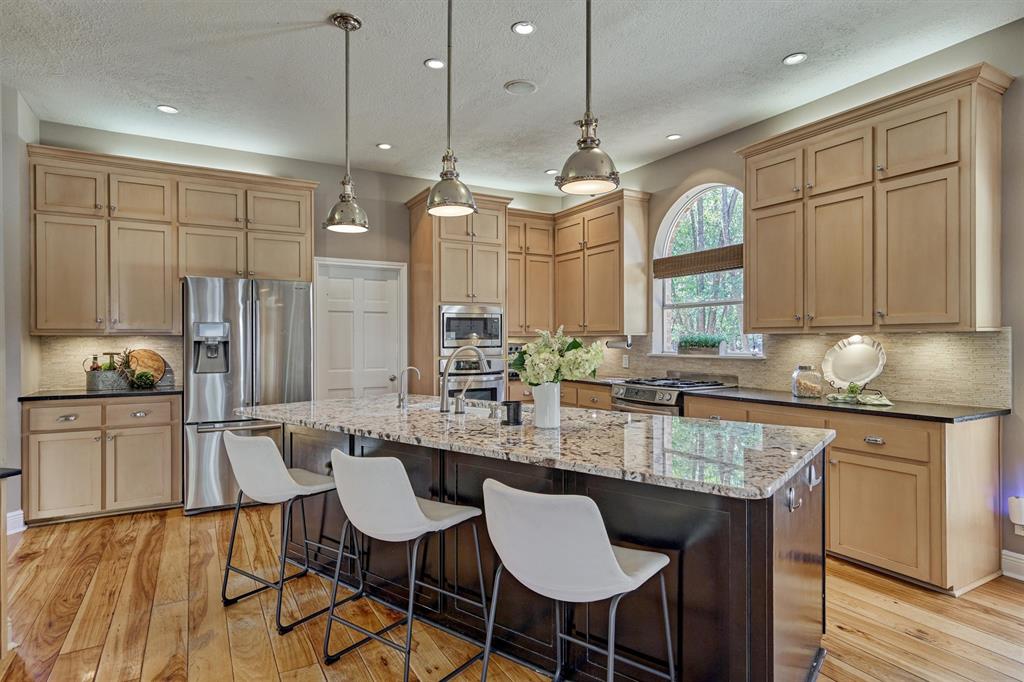 18 Highland Circle