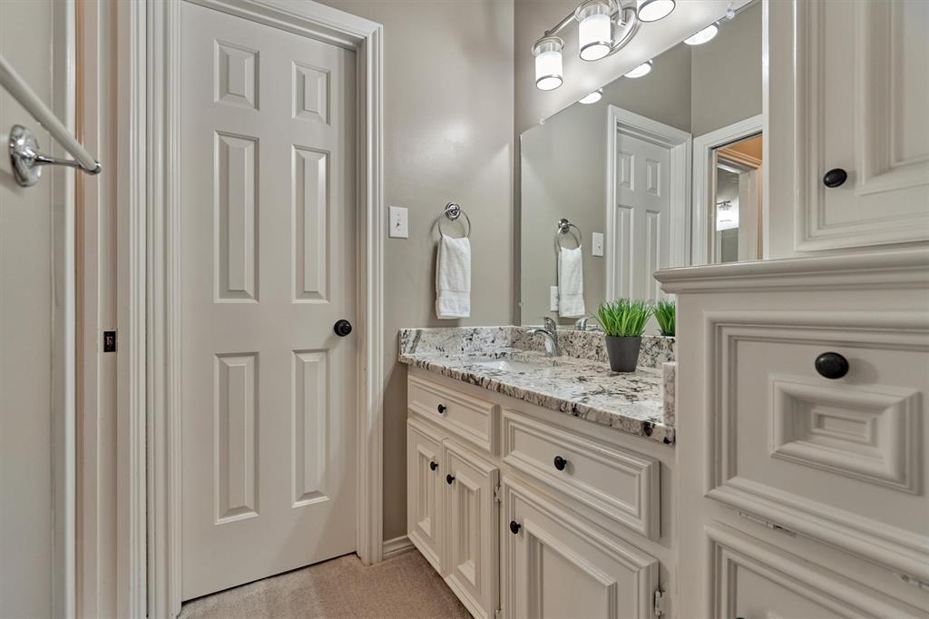 18 Highland Circle