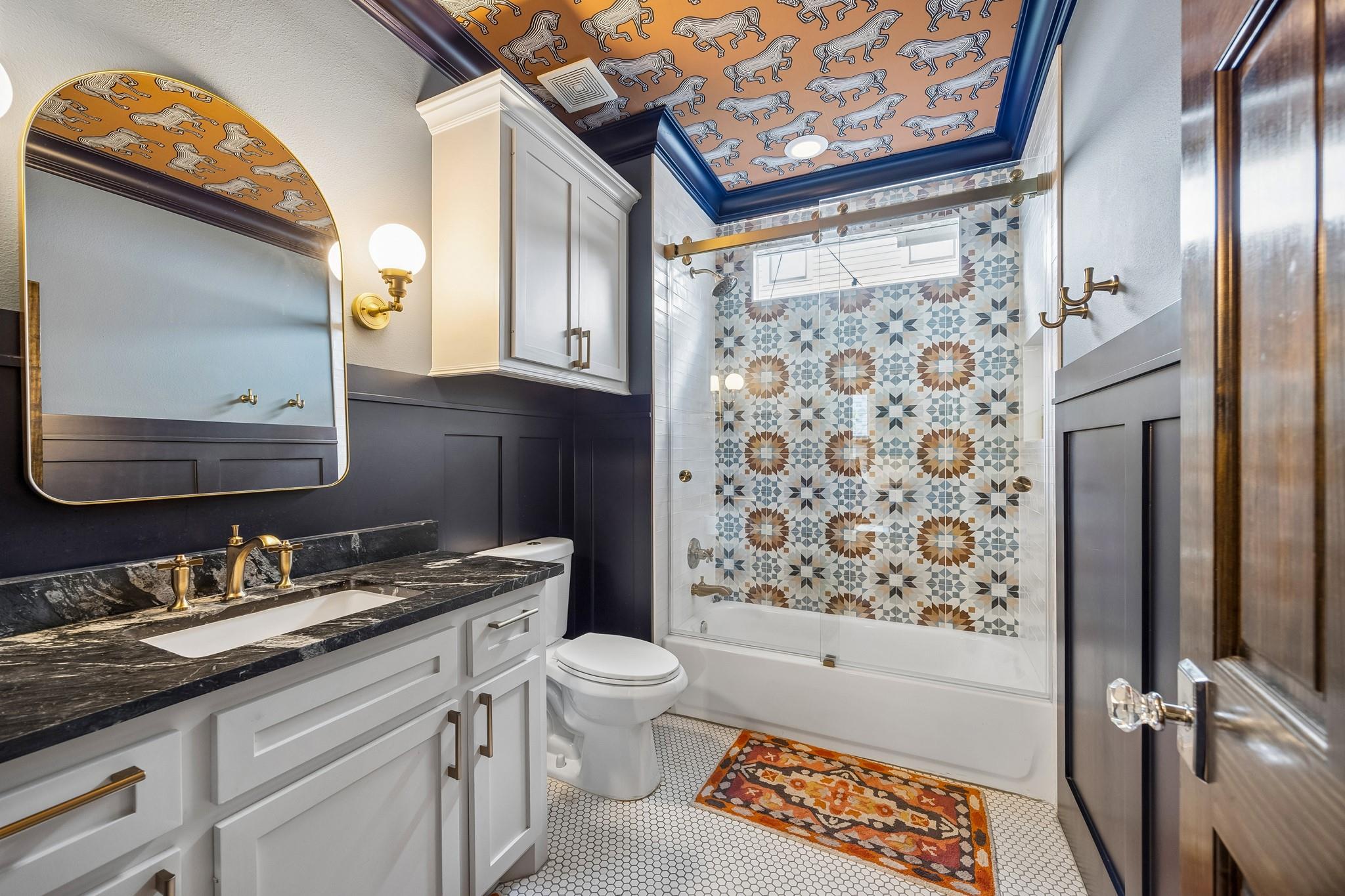 335 W 23rd Street