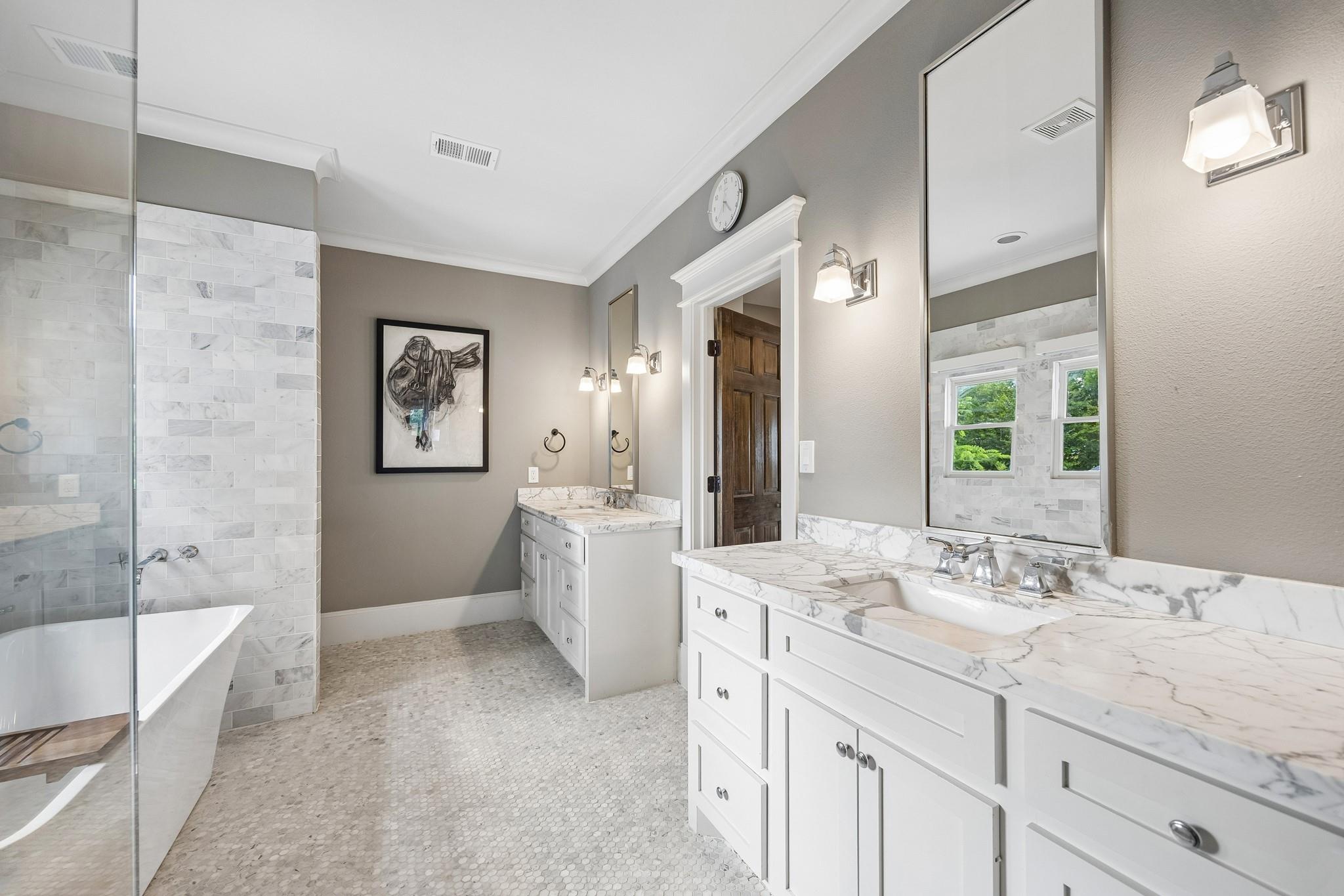 335 W 23rd Street