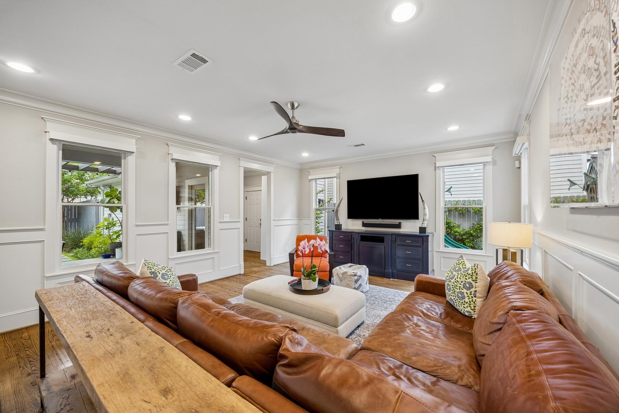 335 W 23rd Street