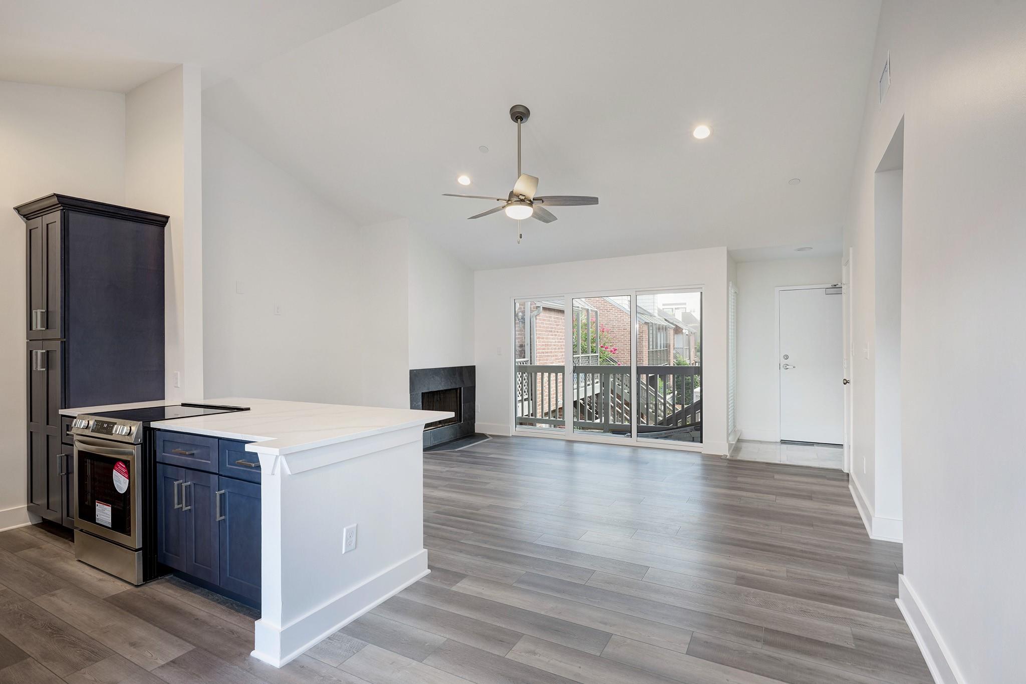2829 Timmons Lane # 206