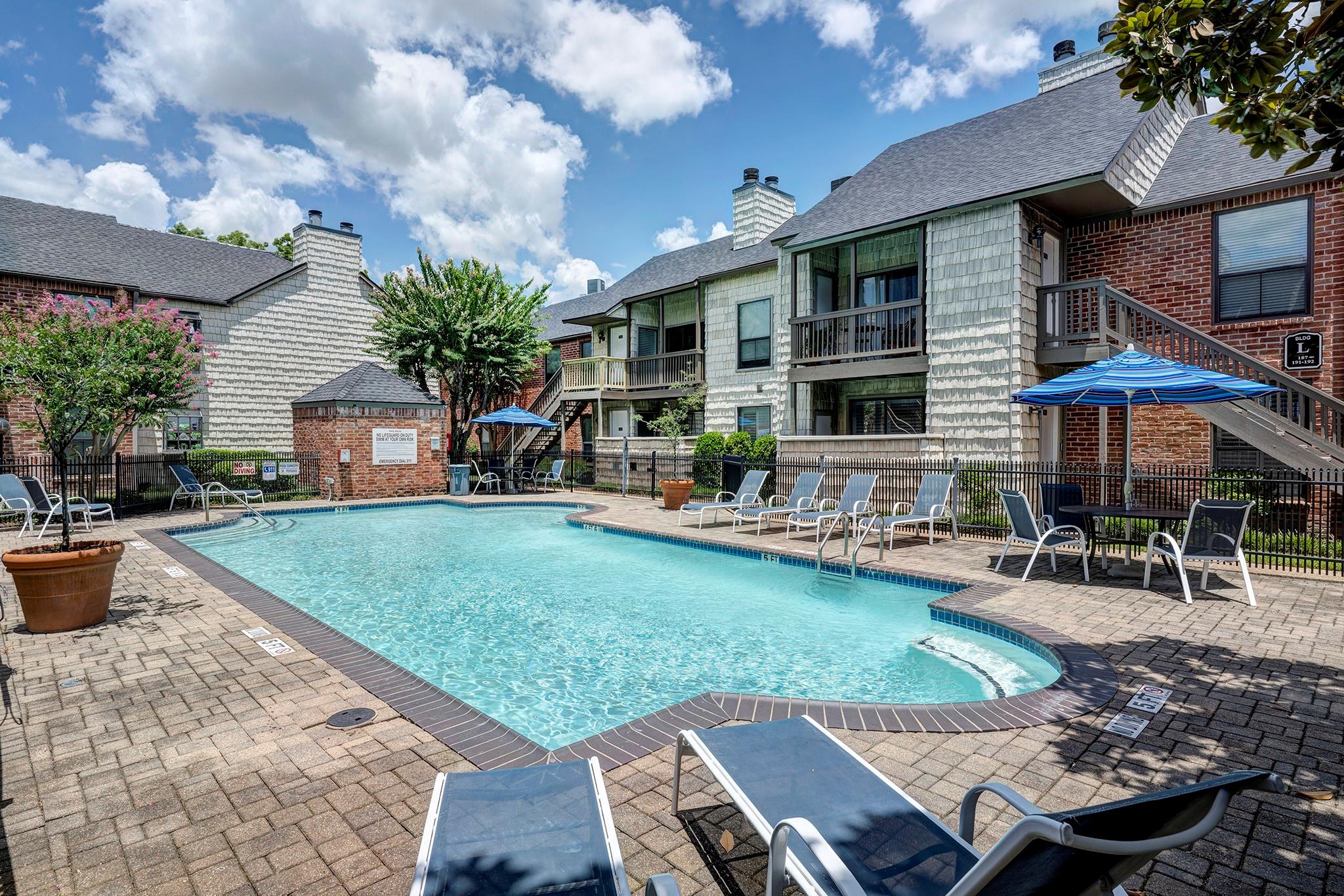 2829 Timmons Lane # 206