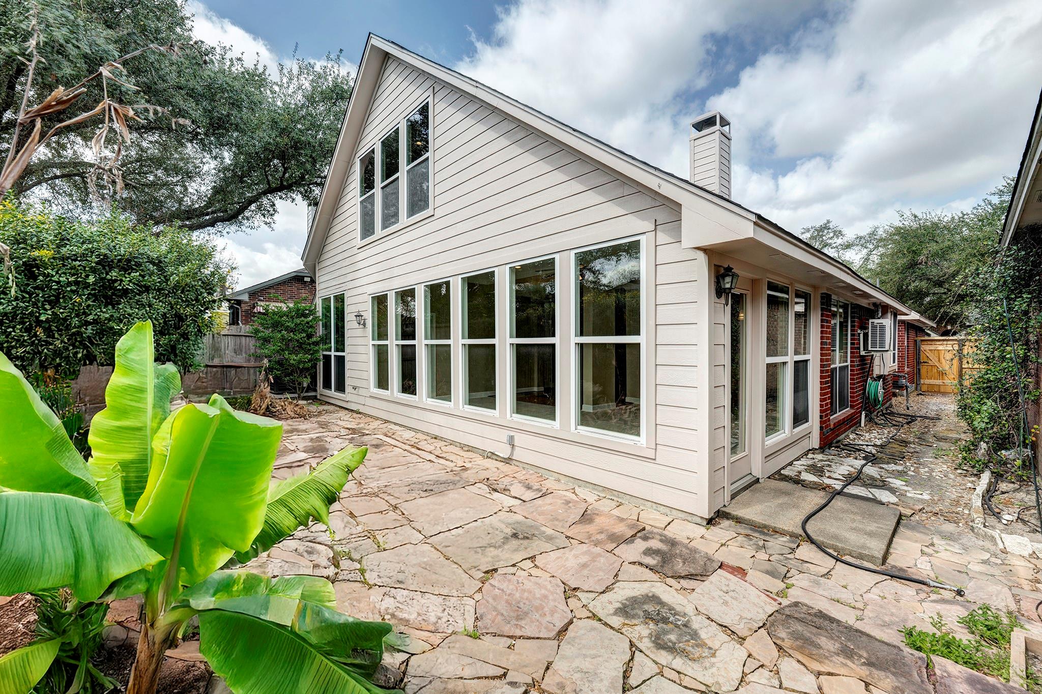 7019 Lawler Ridge