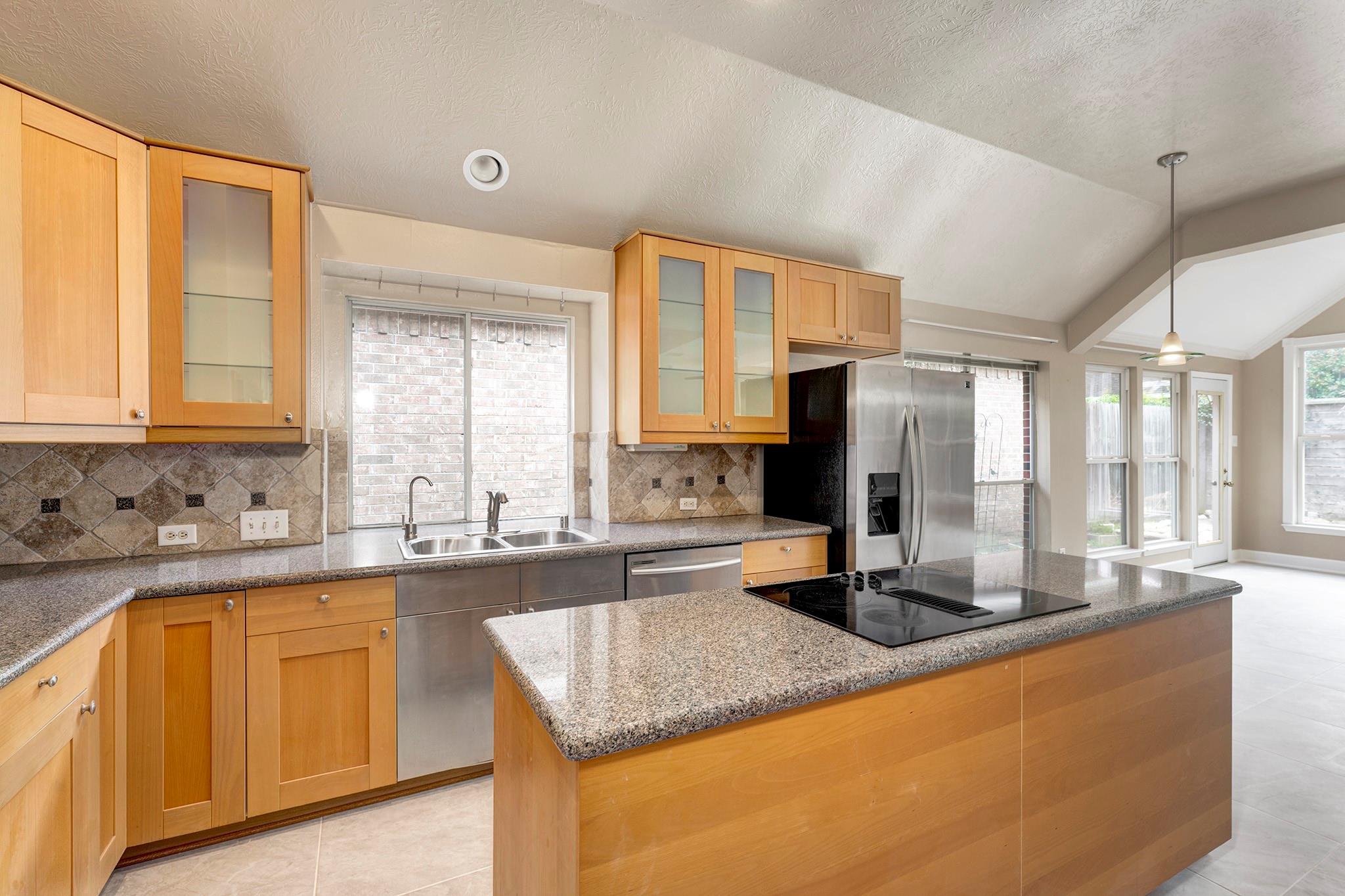 7019 Lawler Ridge