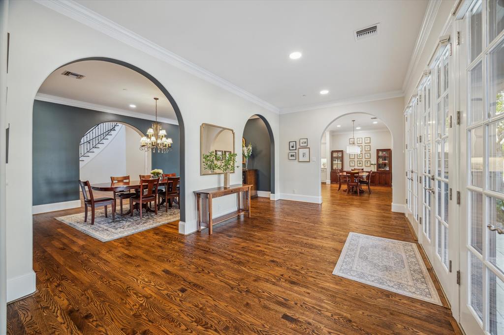 200 Mulberry Lane