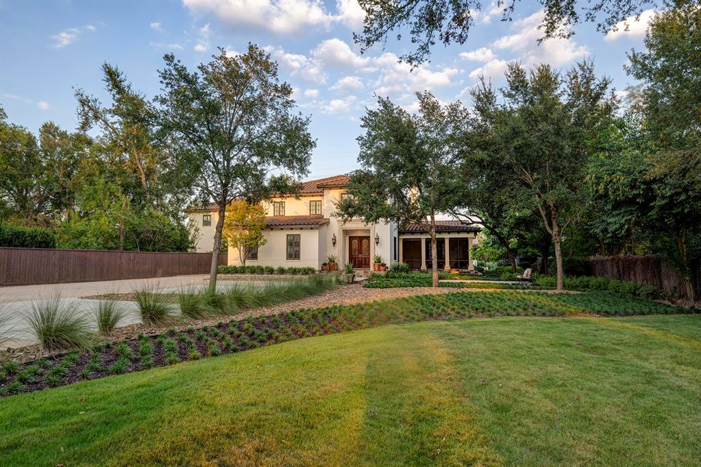 200 Mulberry Lane