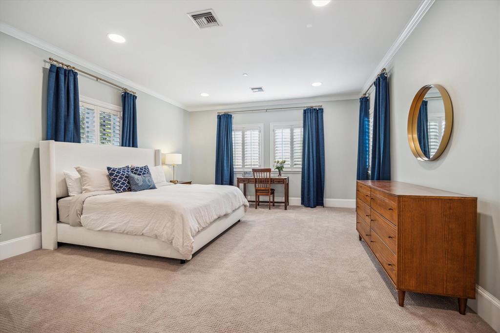 200 Mulberry Lane