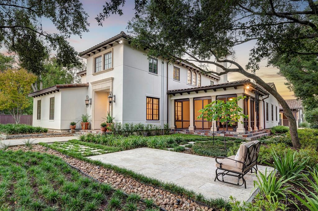 200 Mulberry Lane