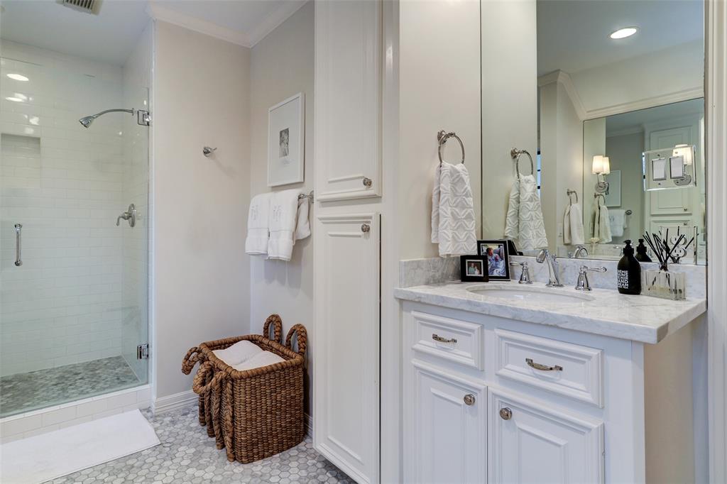 2906 Nottingham Street