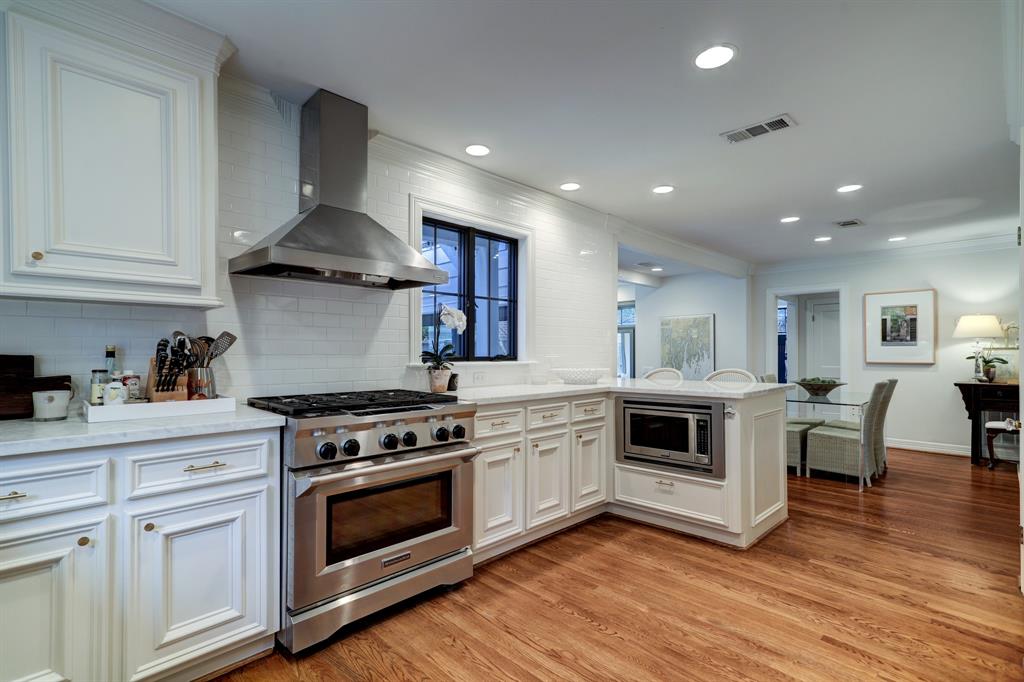 2906 Nottingham Street