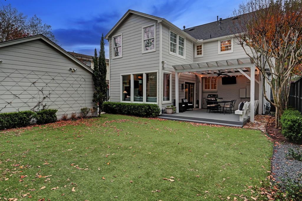 2906 Nottingham Street