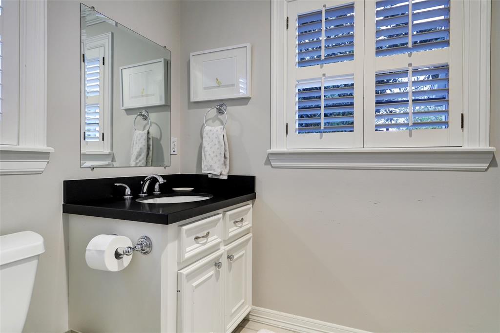 2906 Nottingham Street