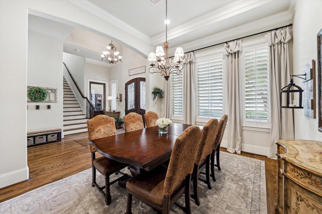 8827 Cavell Court