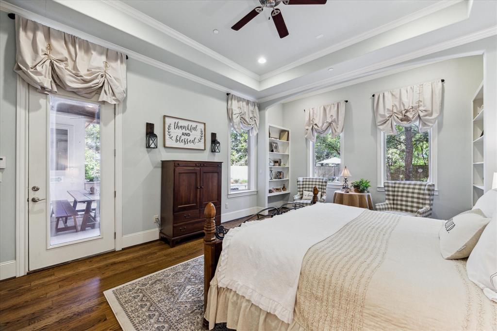 8827 Cavell Court