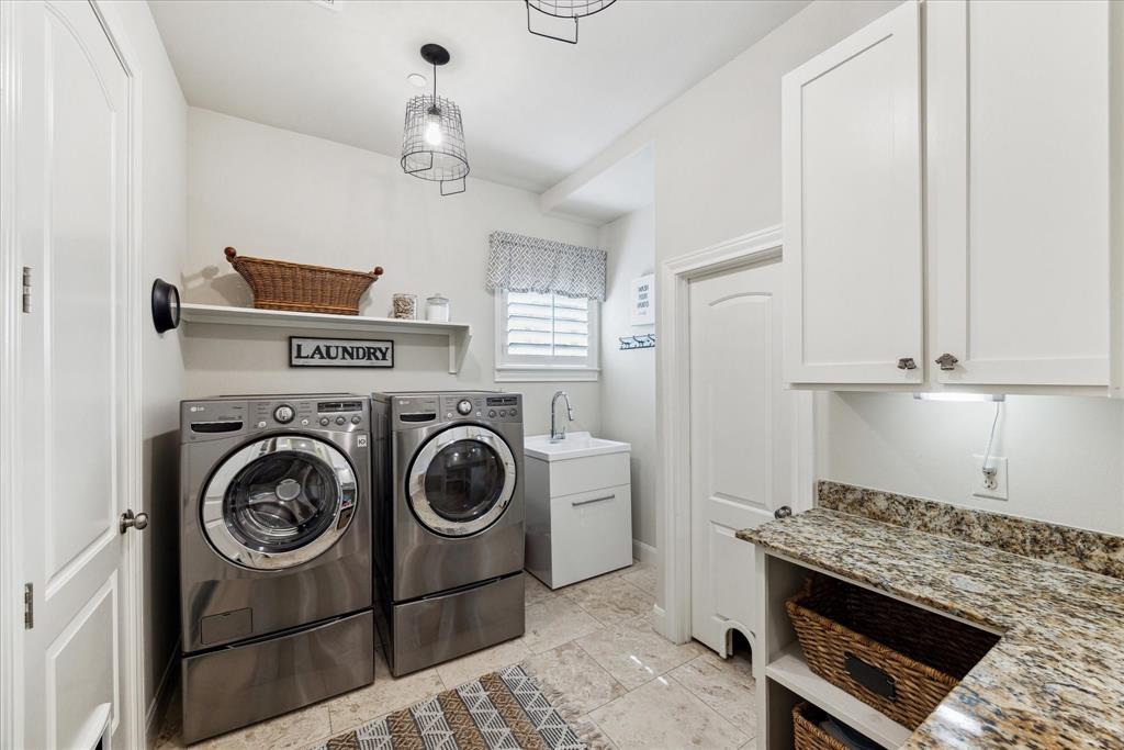 8827 Cavell Court