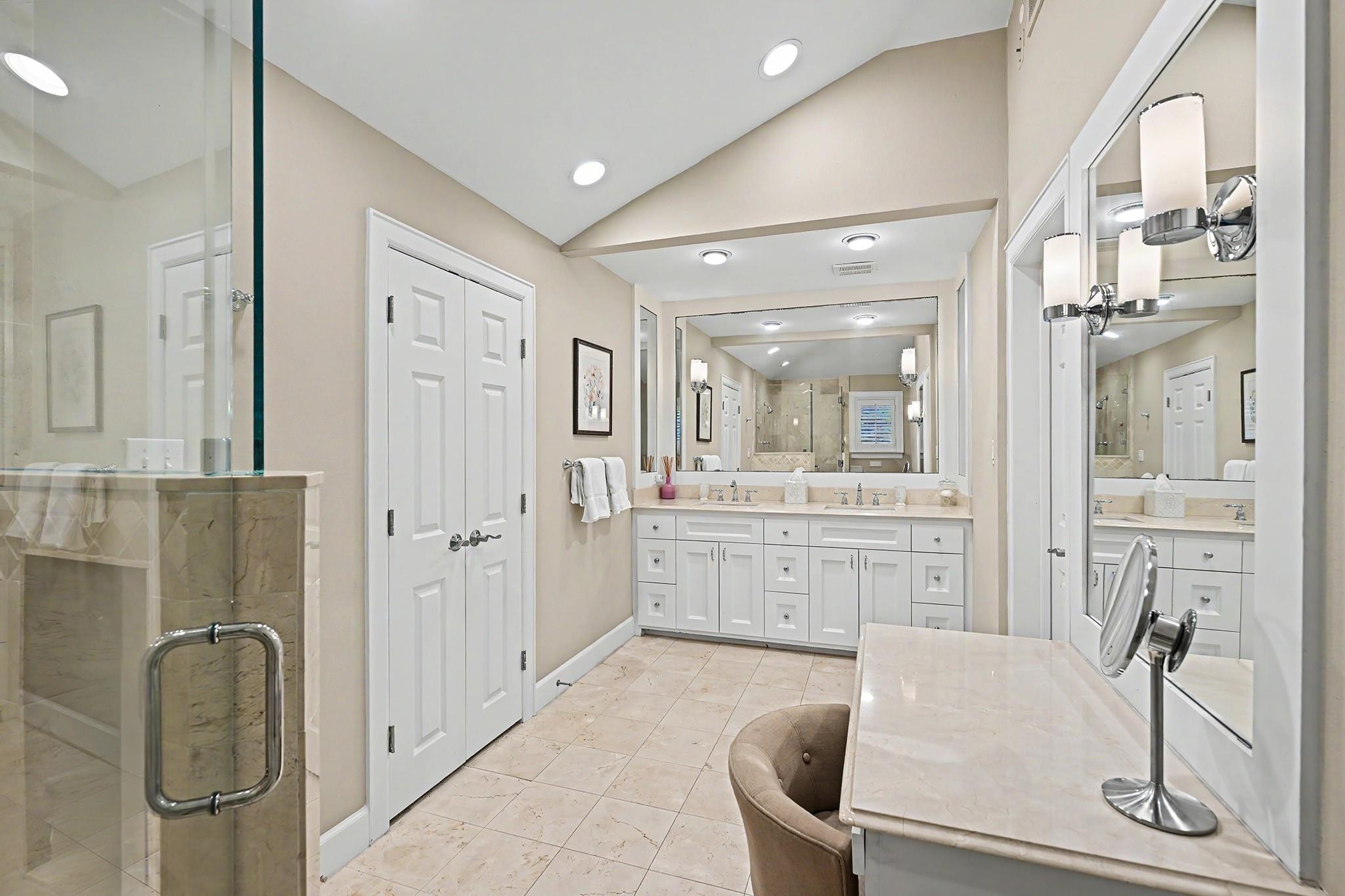5623 Overbrook Lane