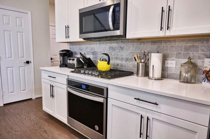 4007 Starbright Street