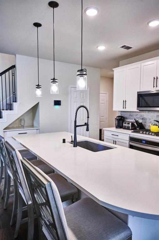 4007 Starbright Street