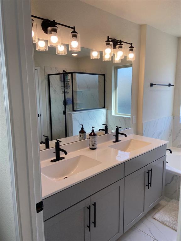 4007 Starbright Street