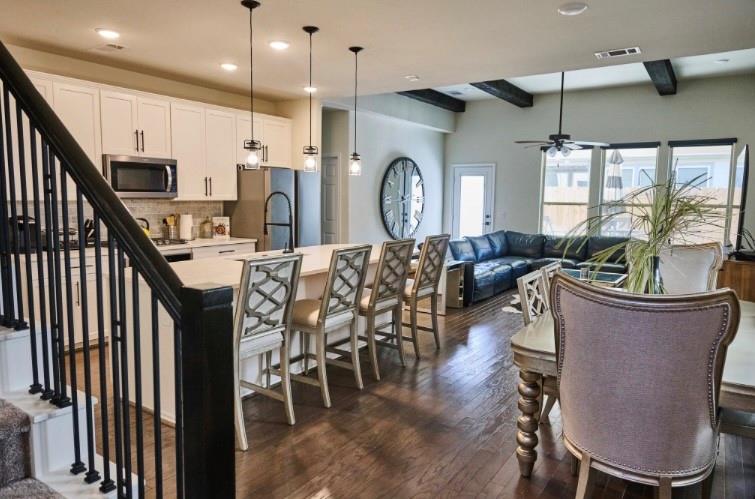 4007 Starbright Street