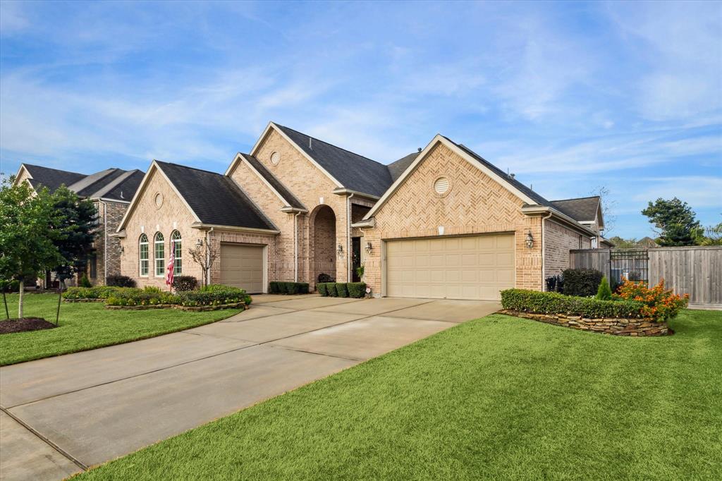 221 Mesquite Falls Lane