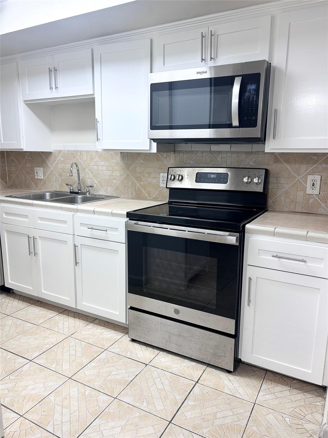 115 Aurora Street # 1