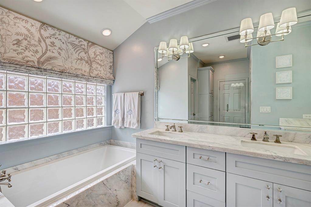 6213 Meadow Lake Lane